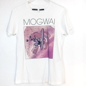 Mogwai‎ Graphic Band Tee NWOT Womens Size L